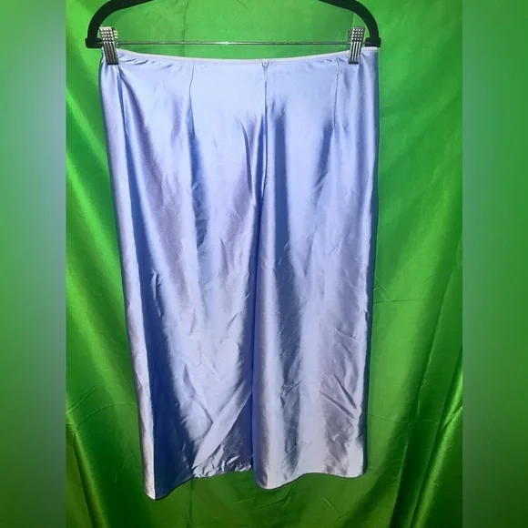 NWT Light Blue Vince Satin HiLow MIDI Skirt size 8- Flaw - Picture 3 of 8